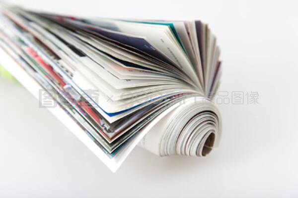 滚动杂志 期刊出版的数字化浪潮与内容消费新趋势